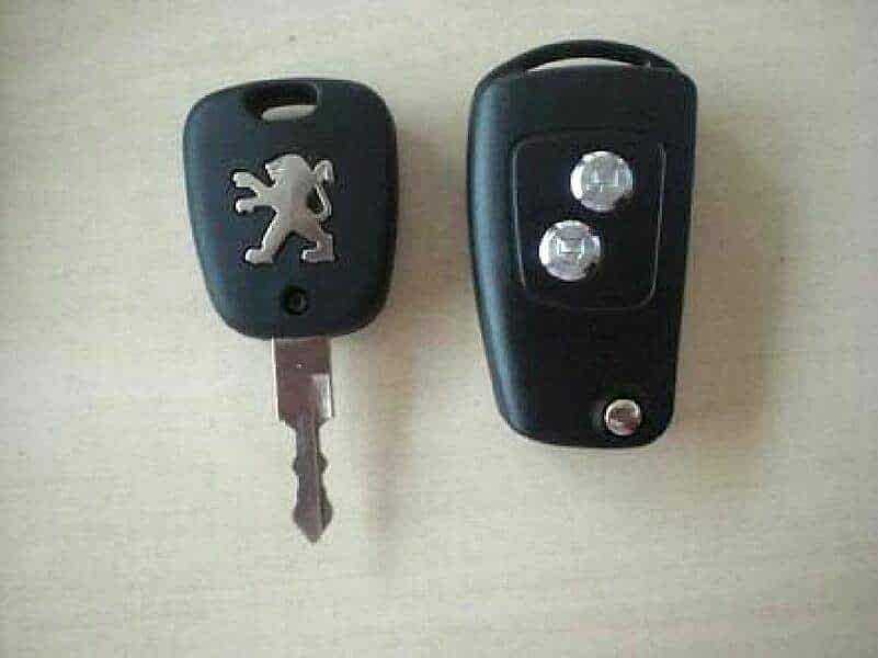 Peugeut Oto Anahtar
